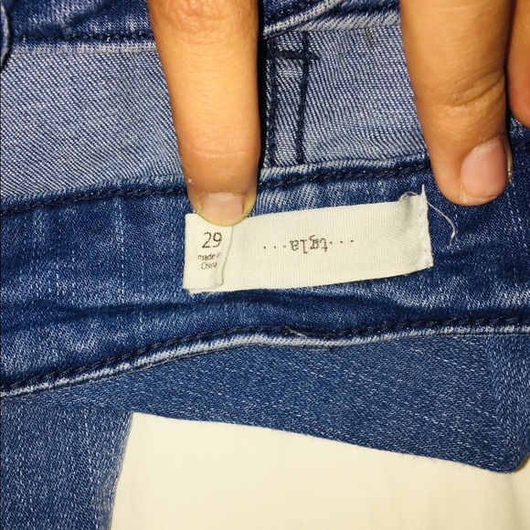 Lightwash skinny jeans👖! - Picture 2 of 2